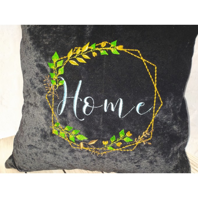 Personalized pillowcase. "Home". Machine embroidery.